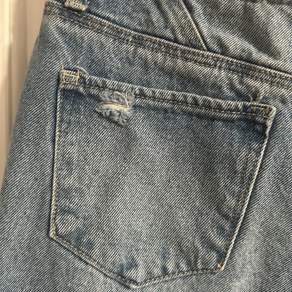 BP Distressed Straight Leg Jeans - Picture 11 of 12